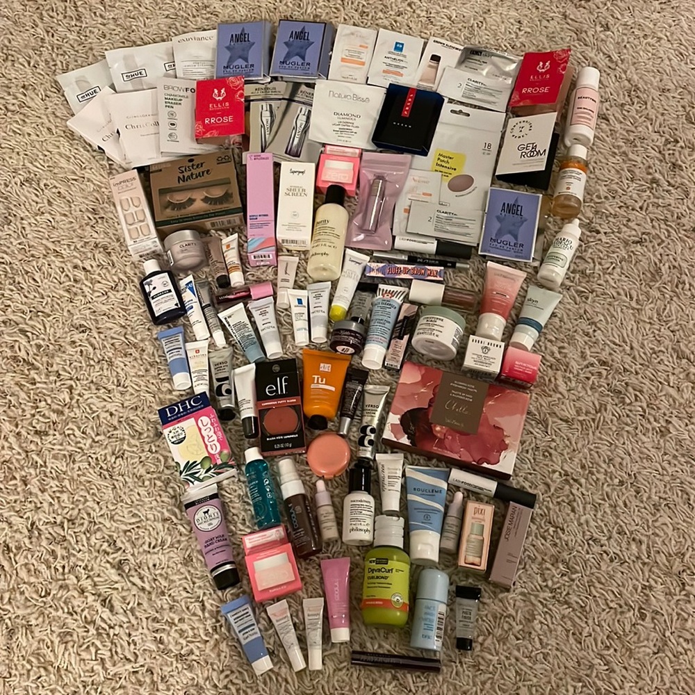 Huge 90 Piece Beauty Bundle Lot Mostly Prestige Deluxe Samples, All New